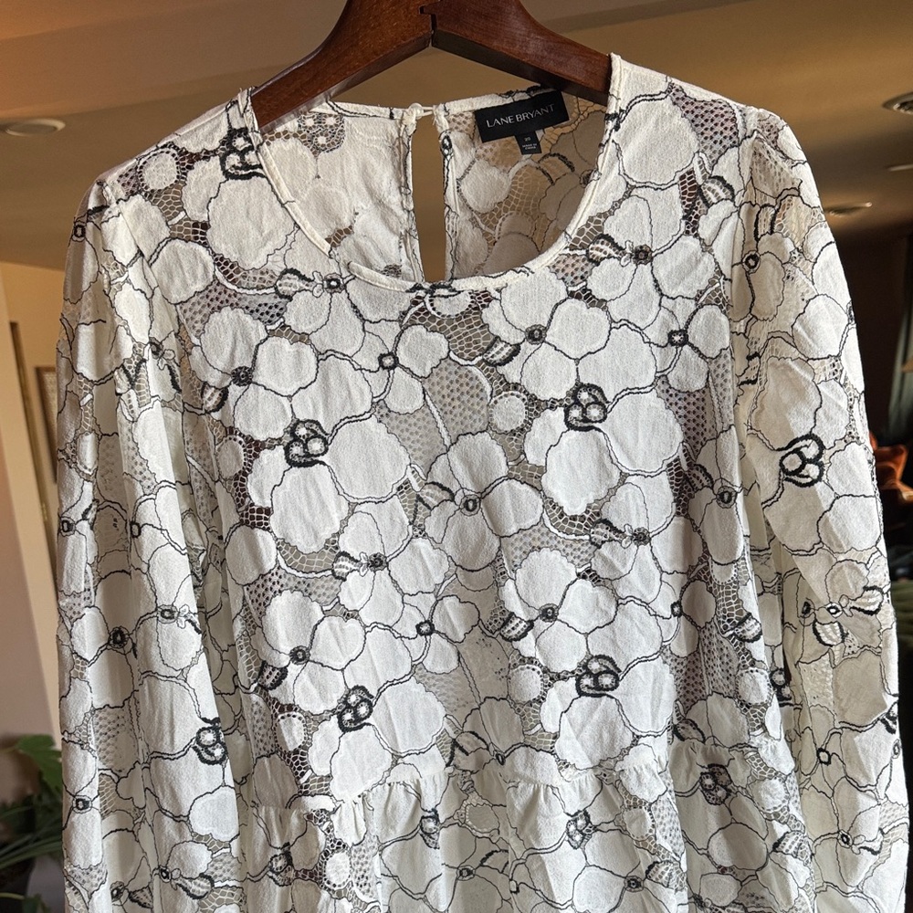 Lane Bryant Black and White Floral Lace Peplum Blouse
